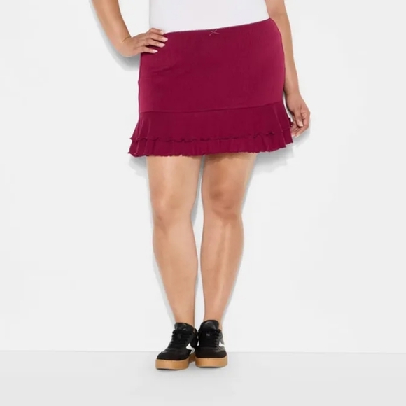 Burgundy Ruffle Skort - Picture 5 of 9